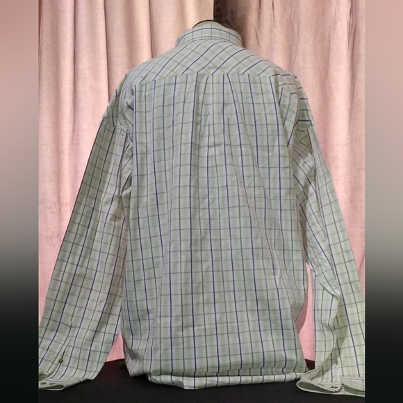 ARIAT MEN'S XXL CHECKERED BUTTON-UP - Picture 2 of 9